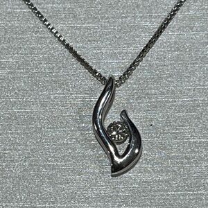 NIB Eternal Flame Diamond Pendant on 18” Chain Sterling Silver